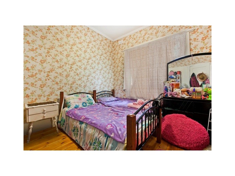 24  Aberfeldy Avenue, Woodville SA 5011