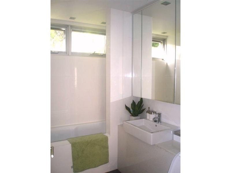 2/57 Boundary Street (Enter Via St. Thomas Street), Clovelly NSW 2031