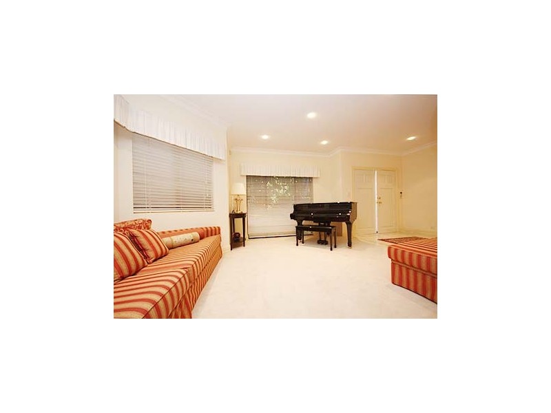 15 Carlyle Lane, Wollstonecraft NSW 2065