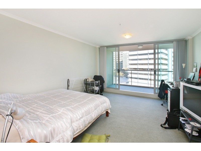 915/2a Help Street, Chatswood NSW 2067