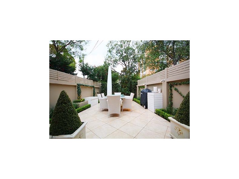 2 Thrupp Street, Neutral Bay NSW 2089