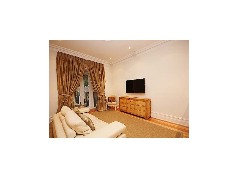 2 Thrupp Street, Neutral Bay NSW 2089