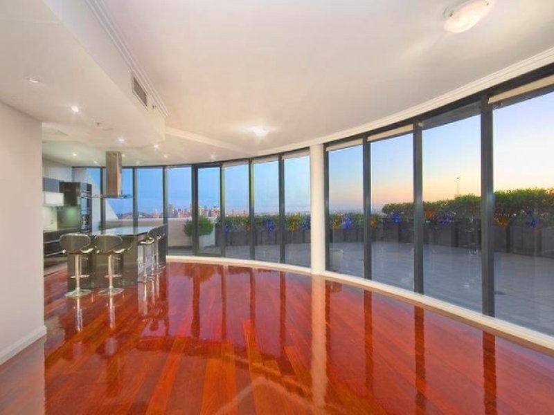 1 Sergeants Lane, St Leonards NSW 2065