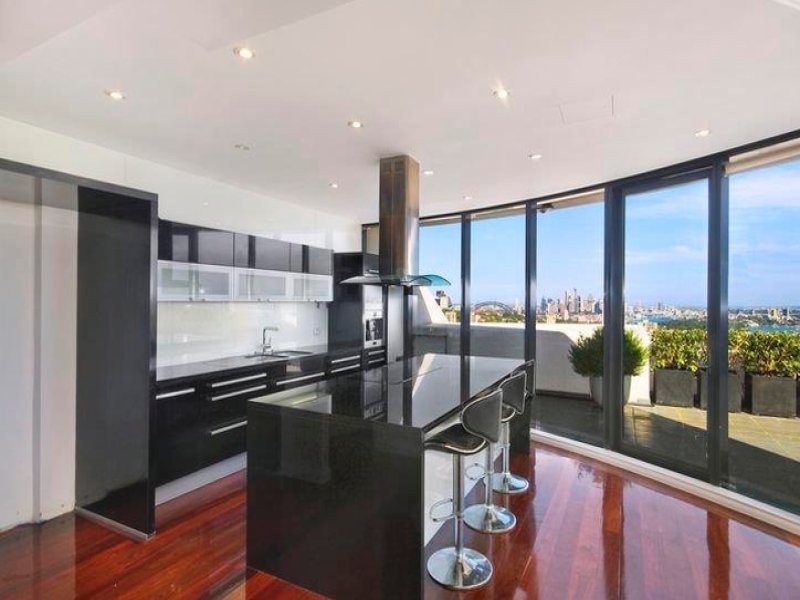 1 Sergeants Lane, St Leonards NSW 2065