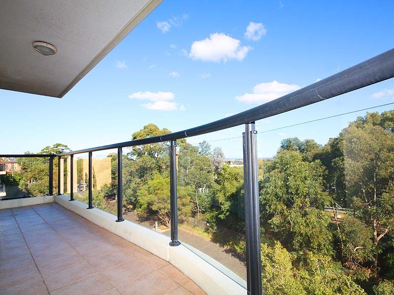 49 Lithgow Street, St Leonards NSW 2065