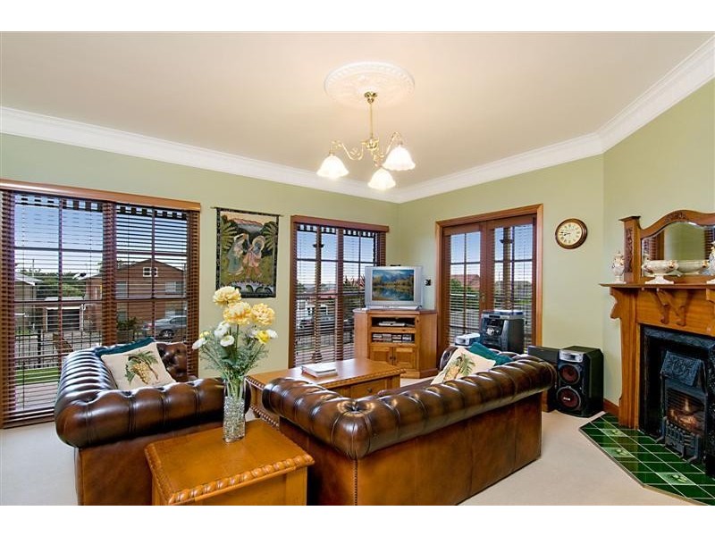 28 Janet Street, Merewether NSW 2291
