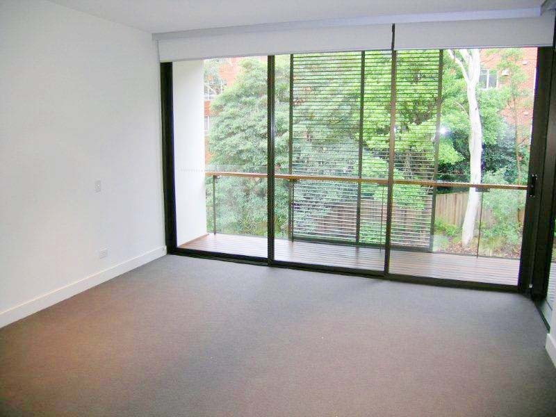 8 Nola Road, Roseville NSW 2069