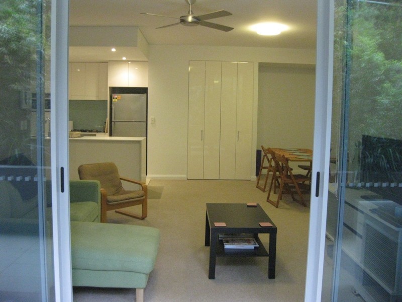 202/4 Duntroon Avenue, St Leonards NSW 2065
