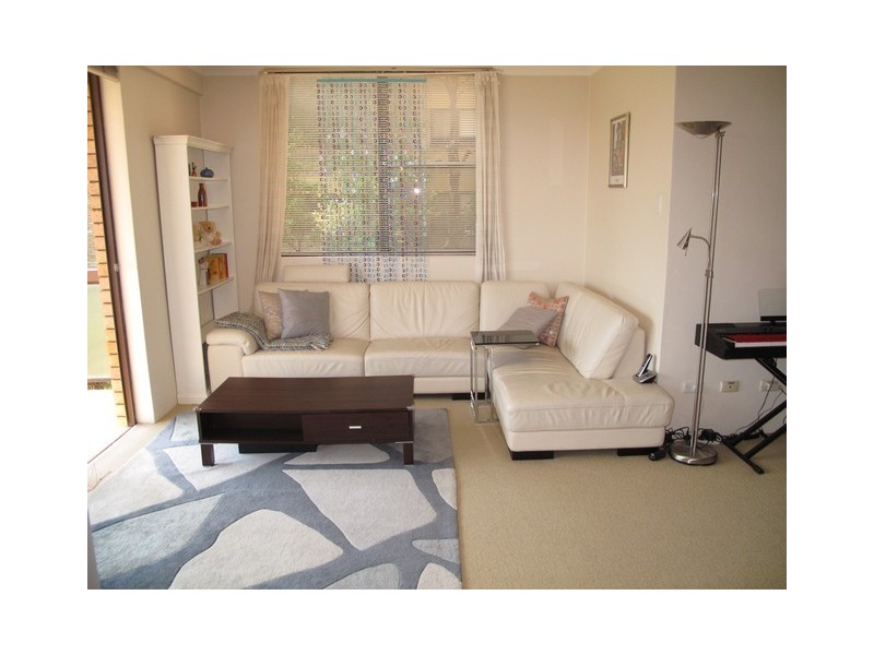 4 Lamont St, Wollstonecraft NSW 2065