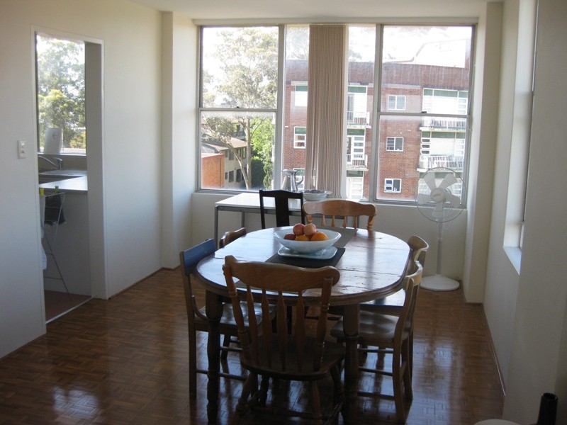 18/112 Shirley Rd, Wollstonecraft NSW 2065