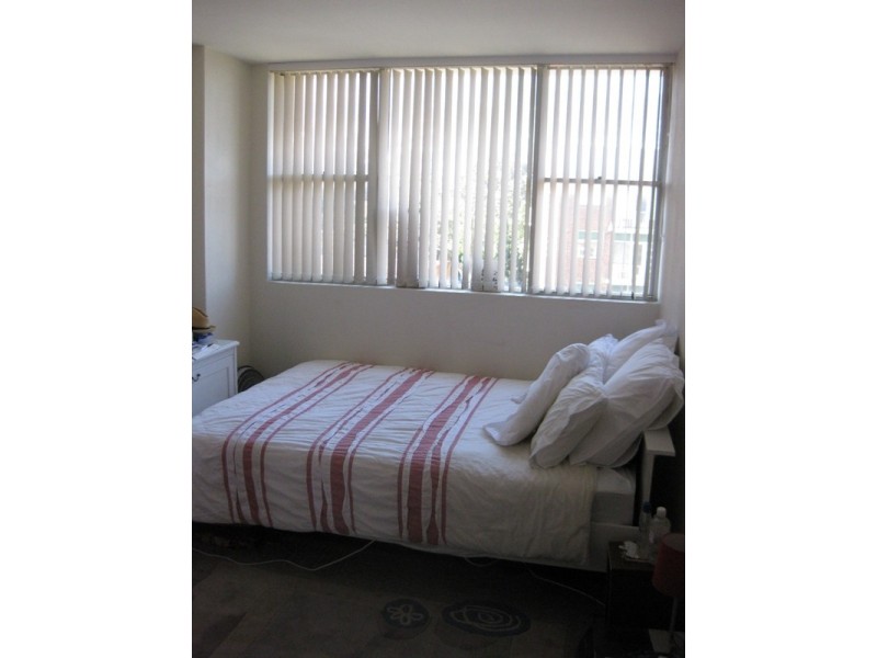 18/112 Shirley Rd, Wollstonecraft NSW 2065