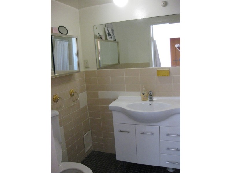 18/112 Shirley Rd, Wollstonecraft NSW 2065