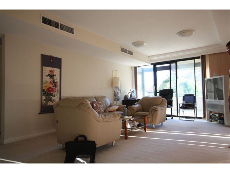 10 Freeman Road, Chatswood NSW 2067