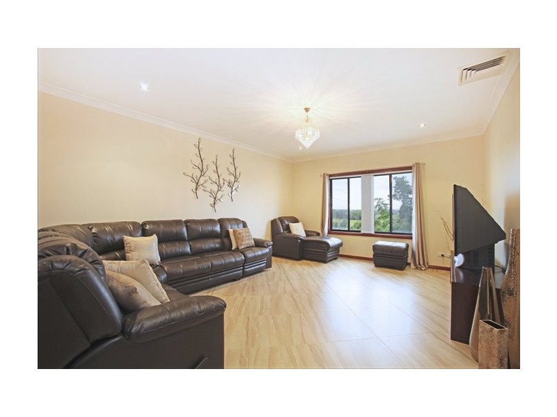 West Hoxton NSW 2171