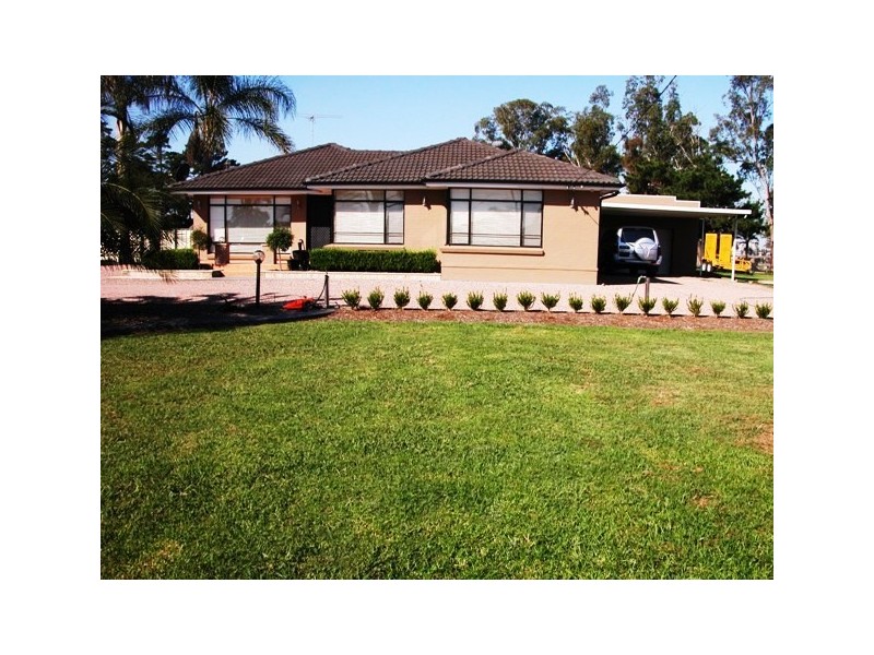 Badgerys Creek NSW 2555