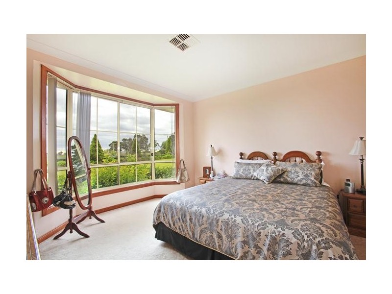 50 Thurns Road, Razorback NSW 2571