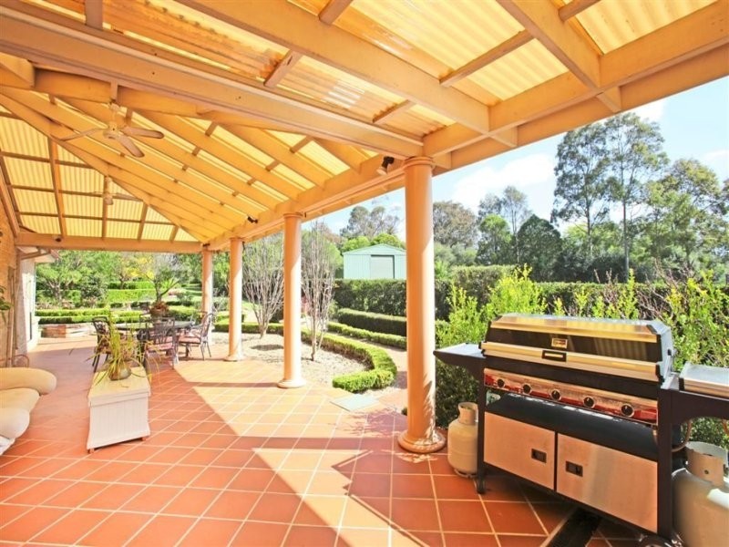 10 Aberfoyle Place, Grasmere NSW 2570