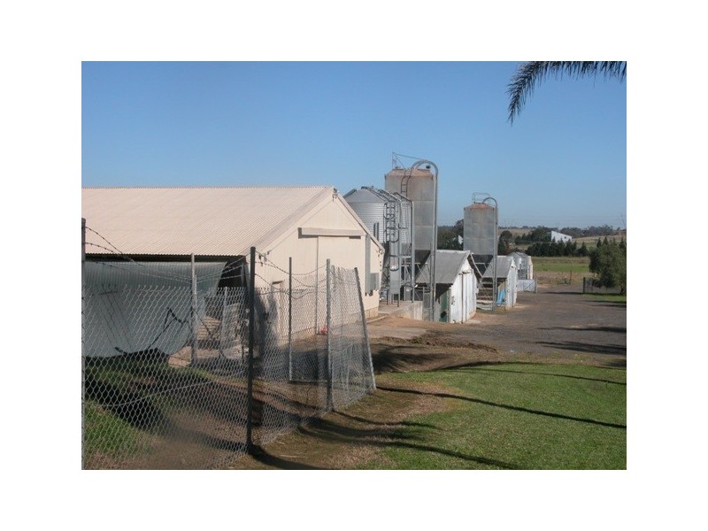 Luddenham NSW 2745