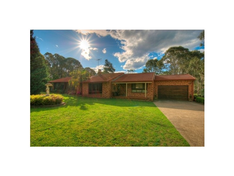 8 Goodsir Close, Rossmore NSW 2557