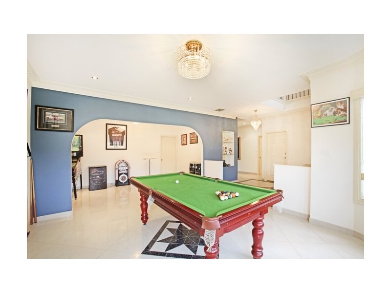 12 Garling Avenue, West Hoxton NSW 2171