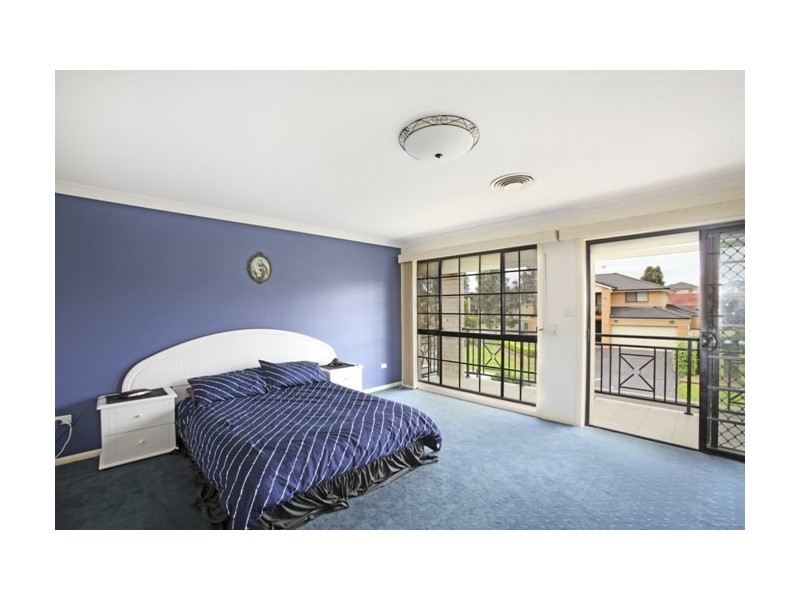 12 Garling Avenue, West Hoxton NSW 2171