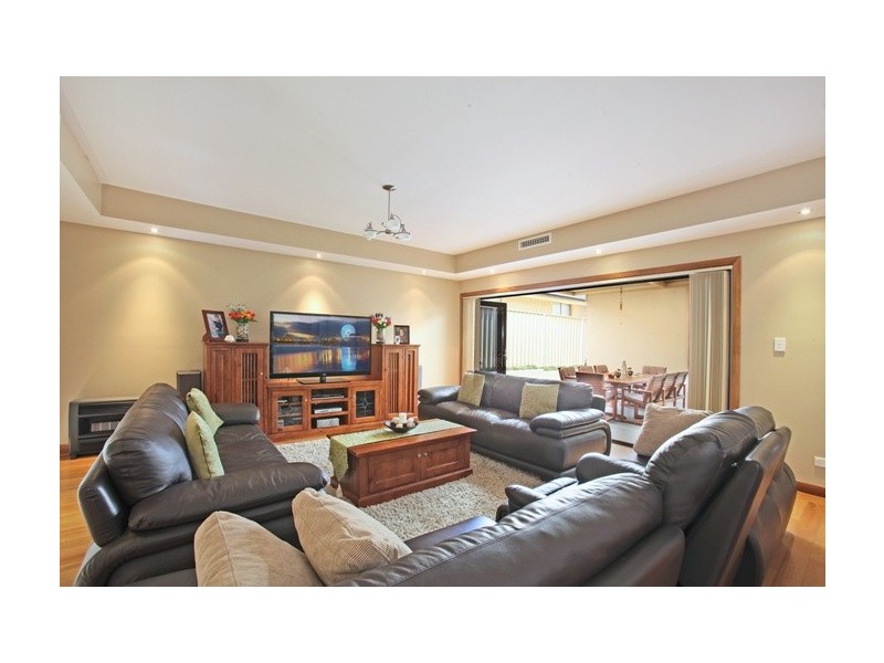 48 Oatley Circuit, Harrington Park NSW 2567