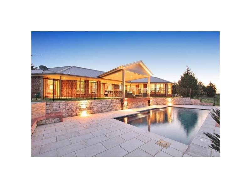 775 Mount Hercules Rd, Razorback NSW 2571