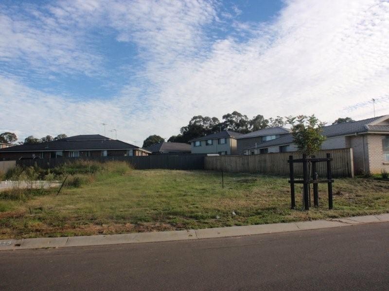 Elderslie NSW 2570