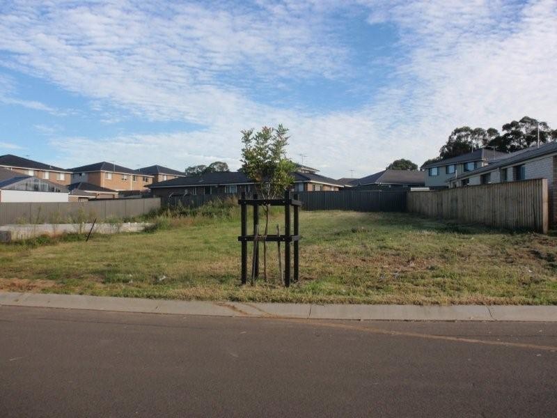 Elderslie NSW 2570