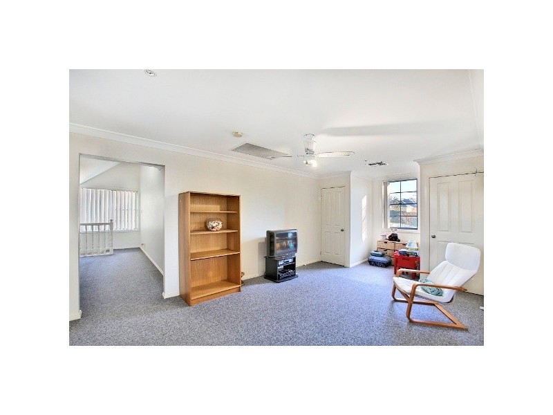 Kirkham NSW 2570