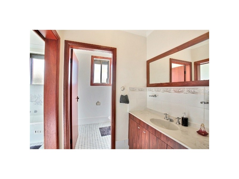 75 Kelvin Park Drive, Bringelly NSW 2556