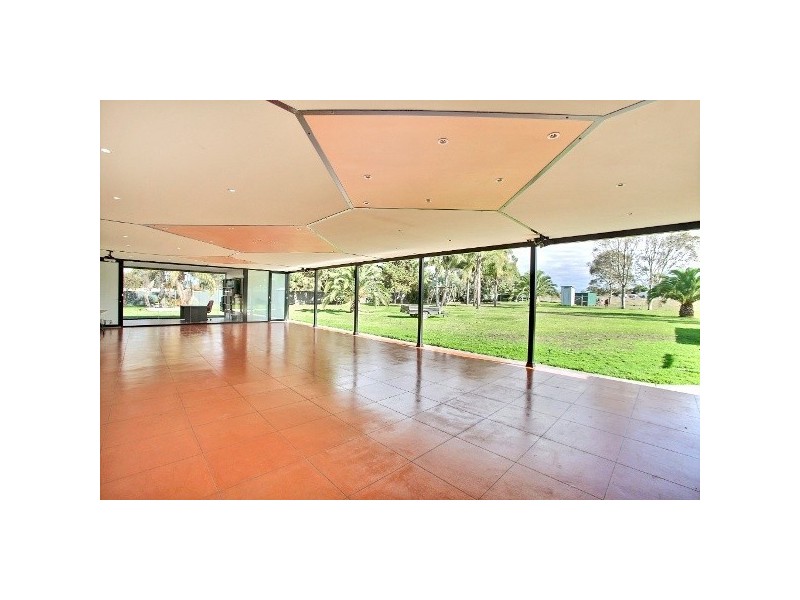 75 Kelvin Park Drive, Bringelly NSW 2556