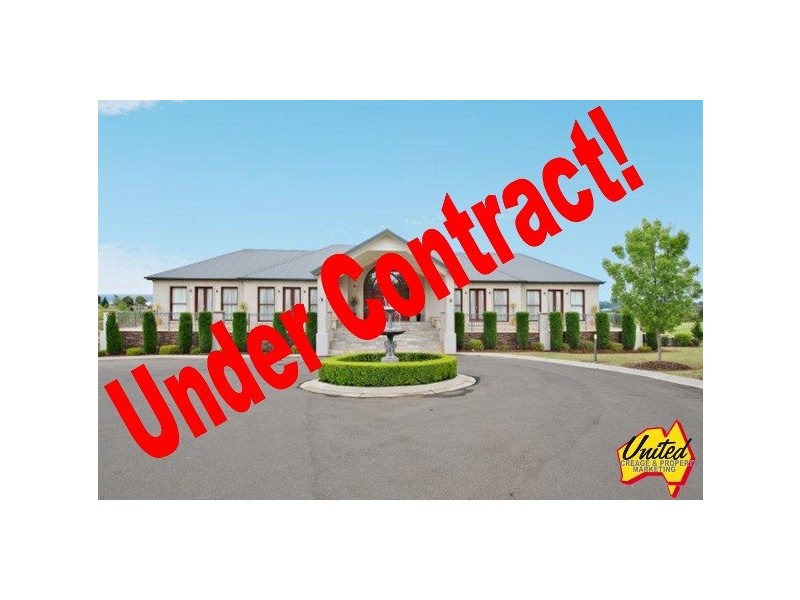 292 donalds range rd, Razorback NSW 2571