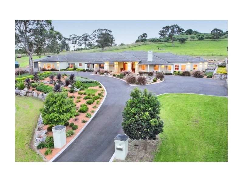 9 The Glade, Kirkham NSW 2570