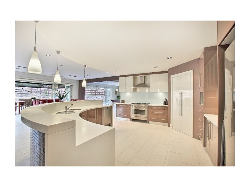9 The Glade, Kirkham NSW 2570