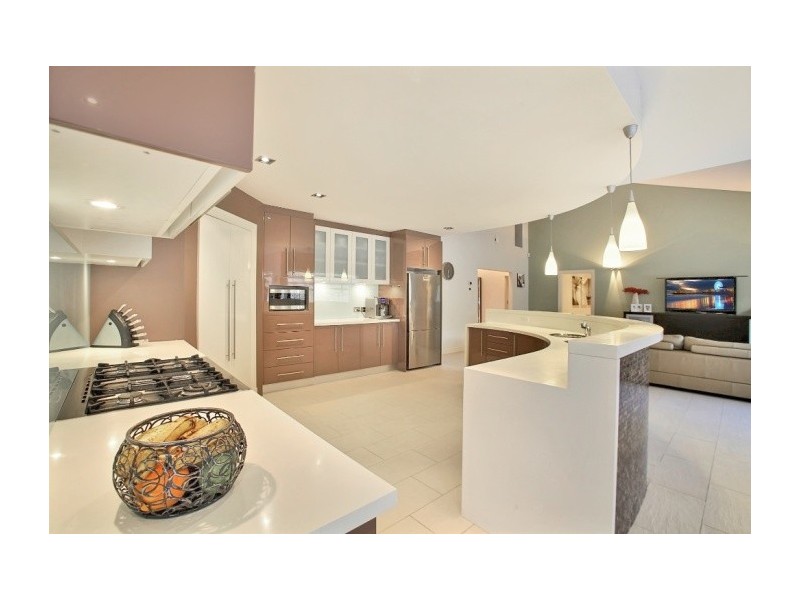 9 The Glade, Kirkham NSW 2570