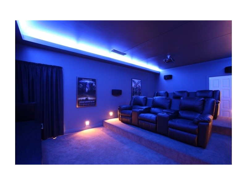 9 The Glade, Kirkham NSW 2570