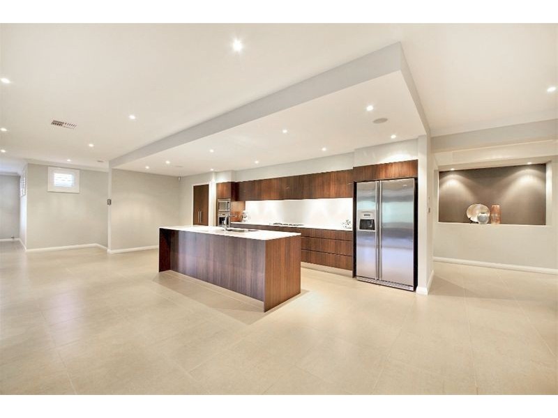 15 Harben  Vale Circuit, Grasmere NSW 2570