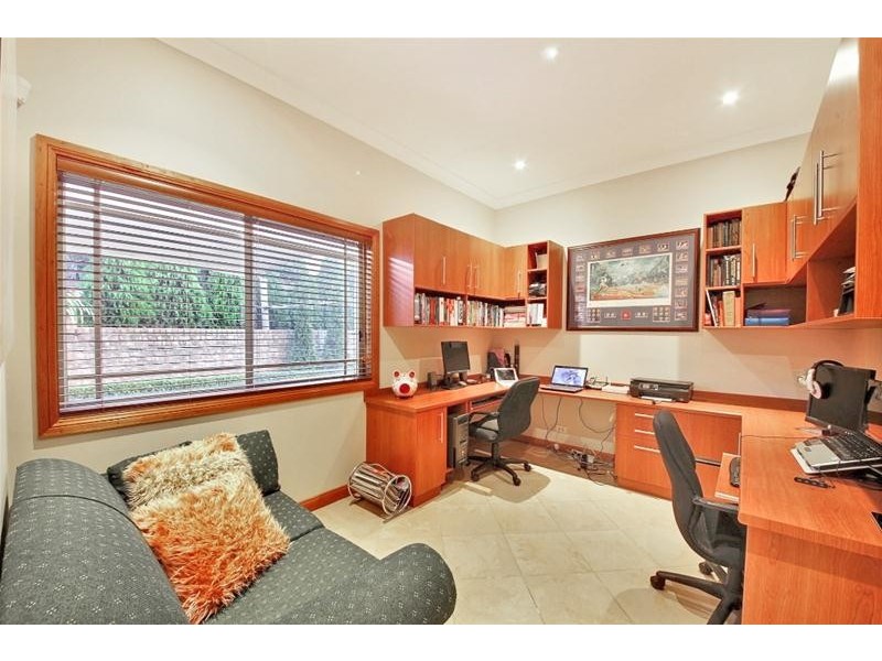 35 The Outlook, Kirkham NSW 2570