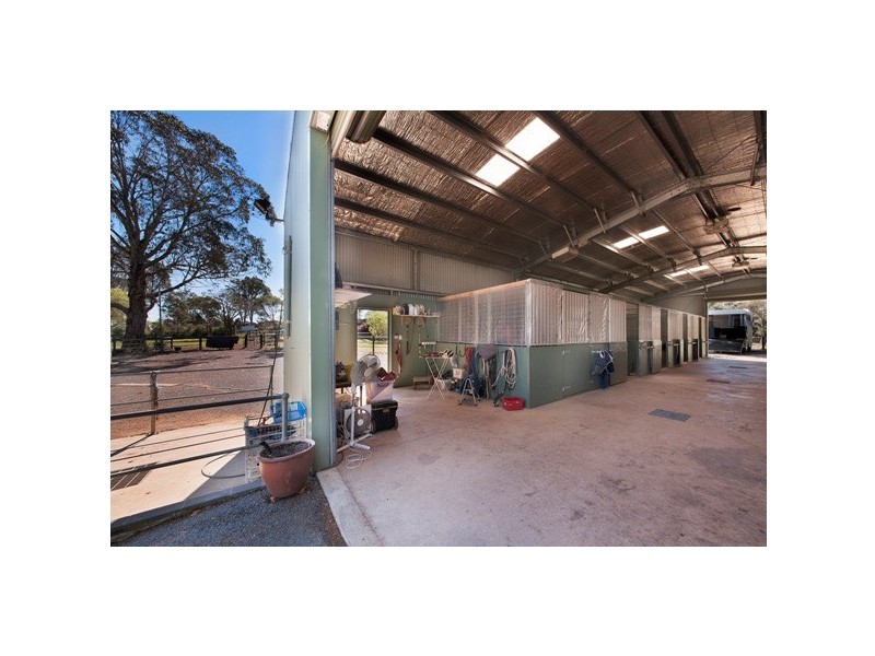 23 Barry Avenue, Catherine Field NSW 2557