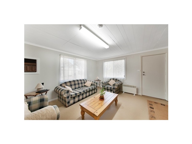 23 Barry Avenue, Catherine Field NSW 2557