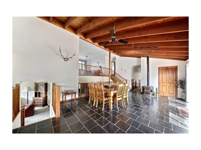 180 Cummins Road, Menangle NSW 2568