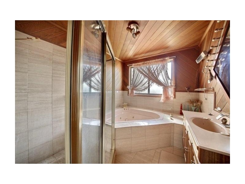 180 Cummins Road, Menangle NSW 2568