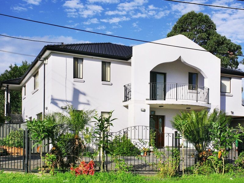 1 McKell Avenue, Casula NSW 2170