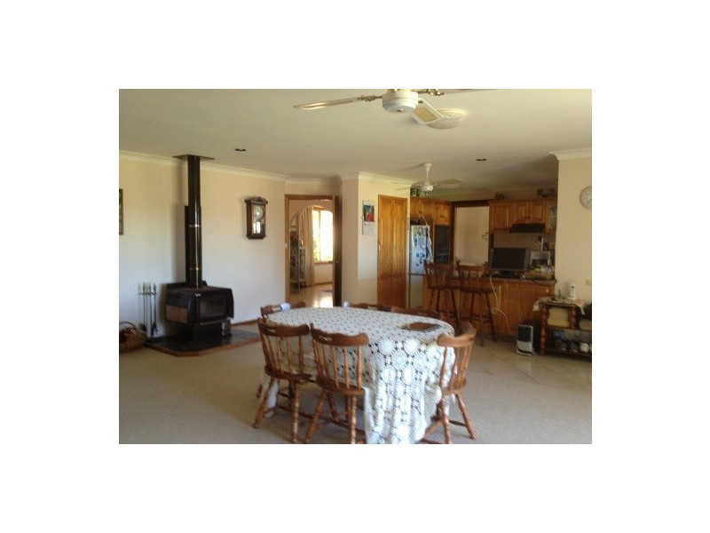 16 Thomas Laycock Place, Bringelly NSW 2556