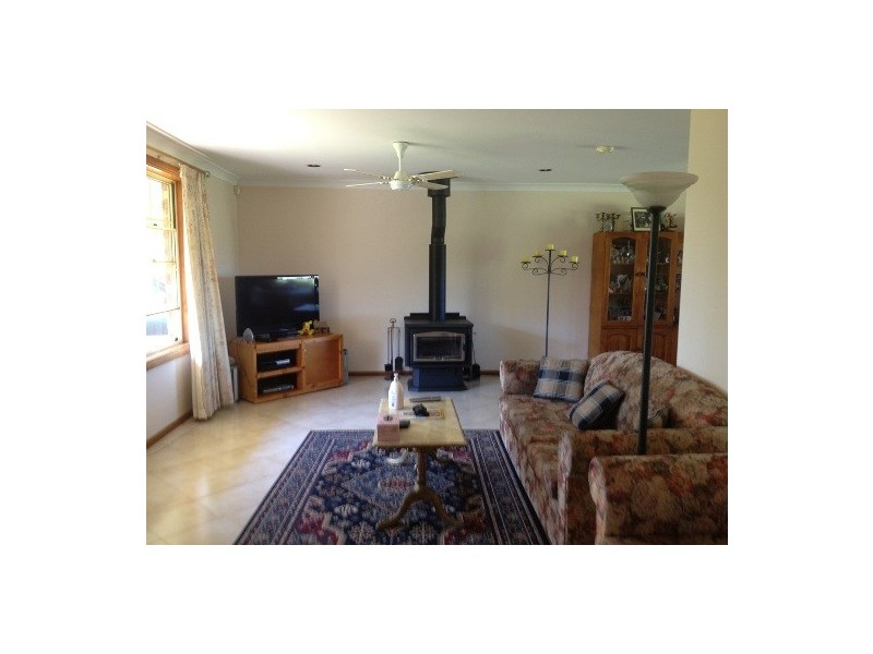 16 Thomas Laycock Place, Bringelly NSW 2556