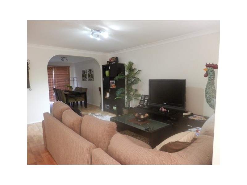 6/4 Westmoreland Road, Minto NSW 2566