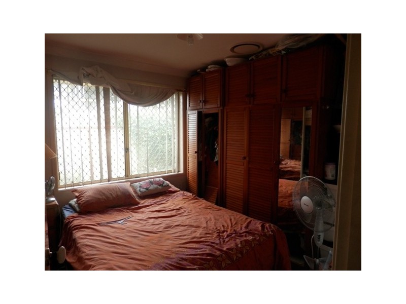 11 Brunswick  Heads Crescent, Hoxton Park NSW 2171