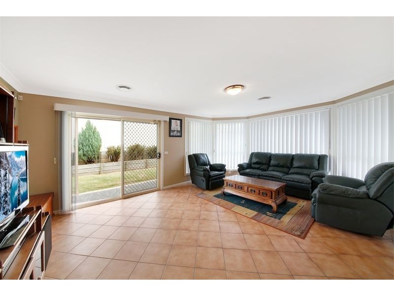 68 Kookaburra Road, Prestons NSW 2170