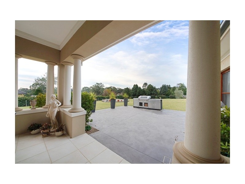 15 Pepperfields Place, Grasmere NSW 2570